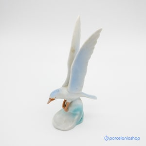 Seagull, rare vintage Hollohaza porcelain figurine