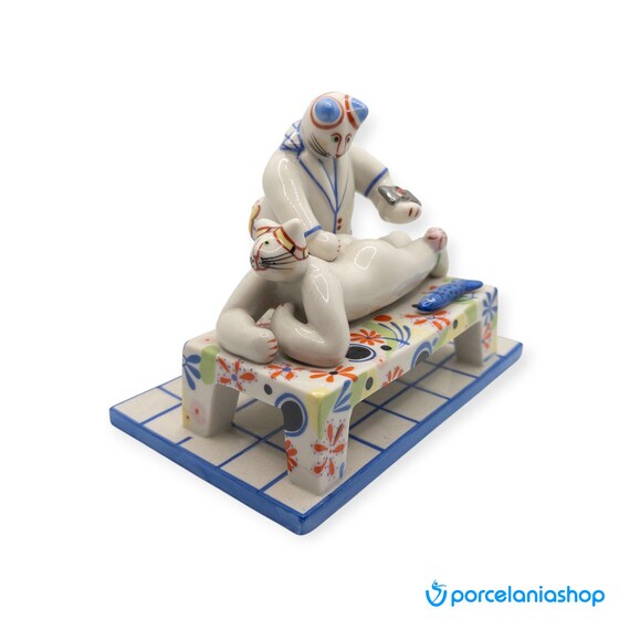 Villeroy & Boch Cat Massage Figurine, Rosemarie Benedikt Animal