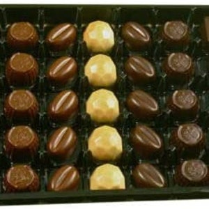 Diabetic Belgian Chocolates in White Gift Box 185g 16-17 individual chocolates by The Chocolate Source image 4