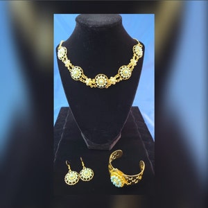 Complete Panamanian Jewelry Set