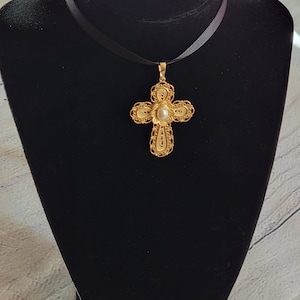 Cross Bone Tapa - Typical Jewelry of Panama