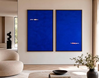 Set di 2 dipinti originali Klein Blue, opere d'arte dipinte a mano raffiguranti una piscina, opere d'arte minimaliste con nuotatori ad olio, piccole decorazioni murali incorniciate, arte moderna.