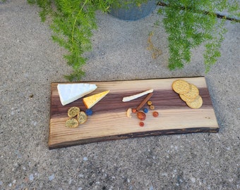 Walnut live edge board/ charcuterie board/ cutting board/ serving tray/ cheese board/ Personalized (Free laser engraving)