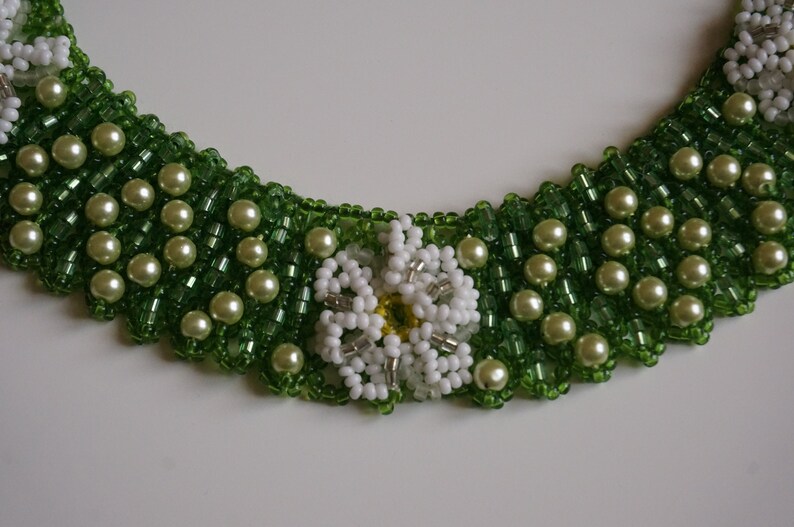 Traditional folk necklace image 3