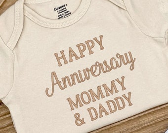 Embroidered Happy Anniversary Mommy & Daddy Bodysuit • Anniversary ONESIES® Brand • Happy Wedding Day • Happy Anniversary Parents Gift • 720