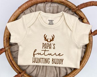 Embroidered Papa’s Future Hunting Buddy Bodysuit • Hunting Pregnancy Announcement • Antlers Bodysuit • Baby Announcement Hunting