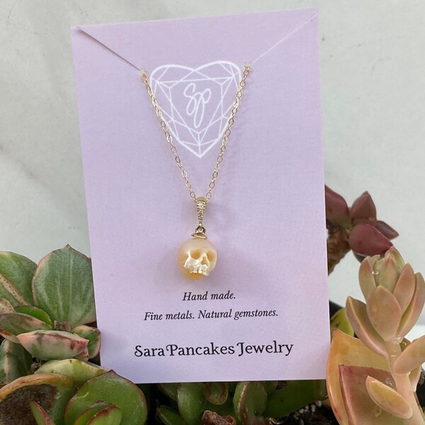 14k Diamant handgeschnitzter Perlenschädel ~14K Gelbgold~ .03 ct Natürlicher Diamanten Anhänger