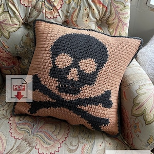 Skull and Crossbones Tapestry Crochet Pillow Pattern - Beginner PDF - Pirate Pillow Cushion Design - Halloween Horror