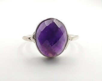 Amethyst Ring* .925 Sterling Silver Ring* Gemstone Ring* Birthstone Ring* Minimalist Ring* Jewelry* Size 6 1/2* Free Shipping* Gifts