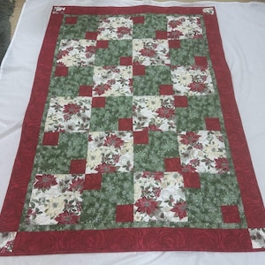 Poinsettia Quilt, Christmas Quilt, Quilted Blanket, Wheelchair Blanket, Holiday Throw, Christmas Throw, Poinsettia and Holly Throw
