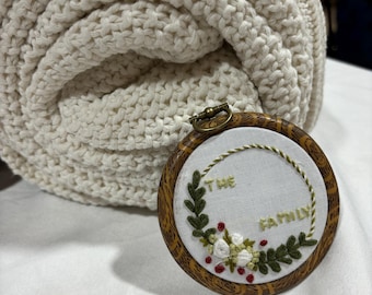 Adorno navideño bordado