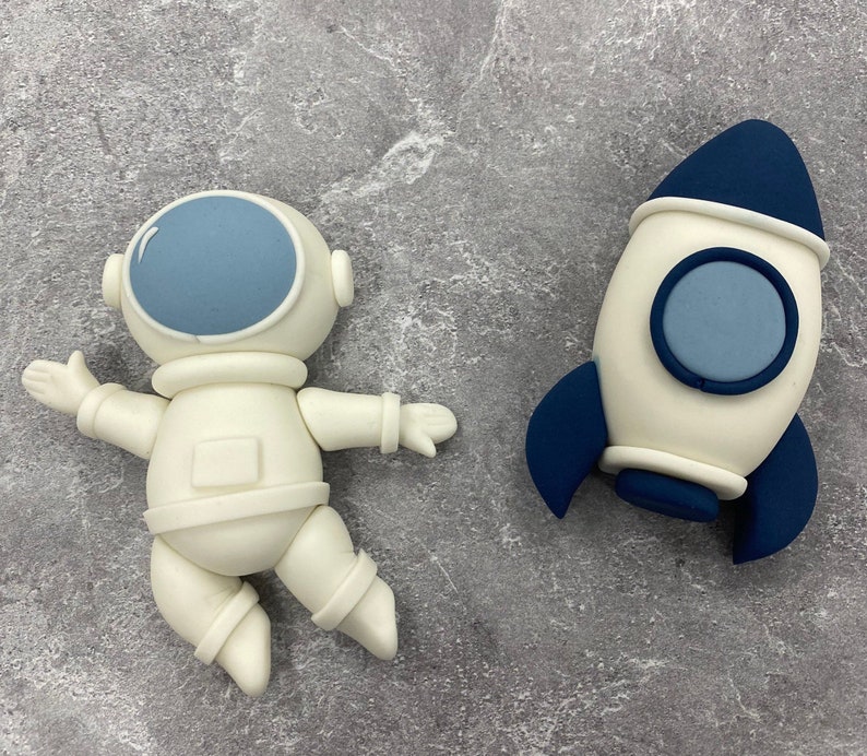 Astronaut Cake Topper Astronaut Space Fondant Cake Etsy