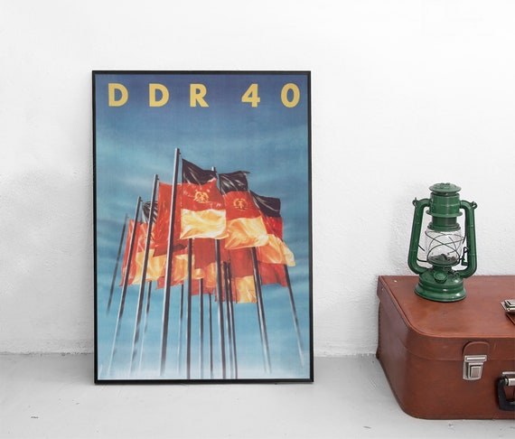 DDR 40th Anniversary Propaganda Poster: Vintage Eastern Germany