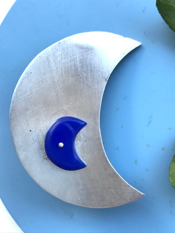 Designer Silver Crescent Moon Statement Brooch, M… - image 5