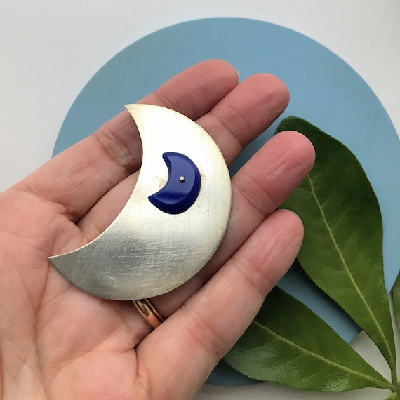 Designer Silver Crescent Moon Statement Brooch, M… - image 2