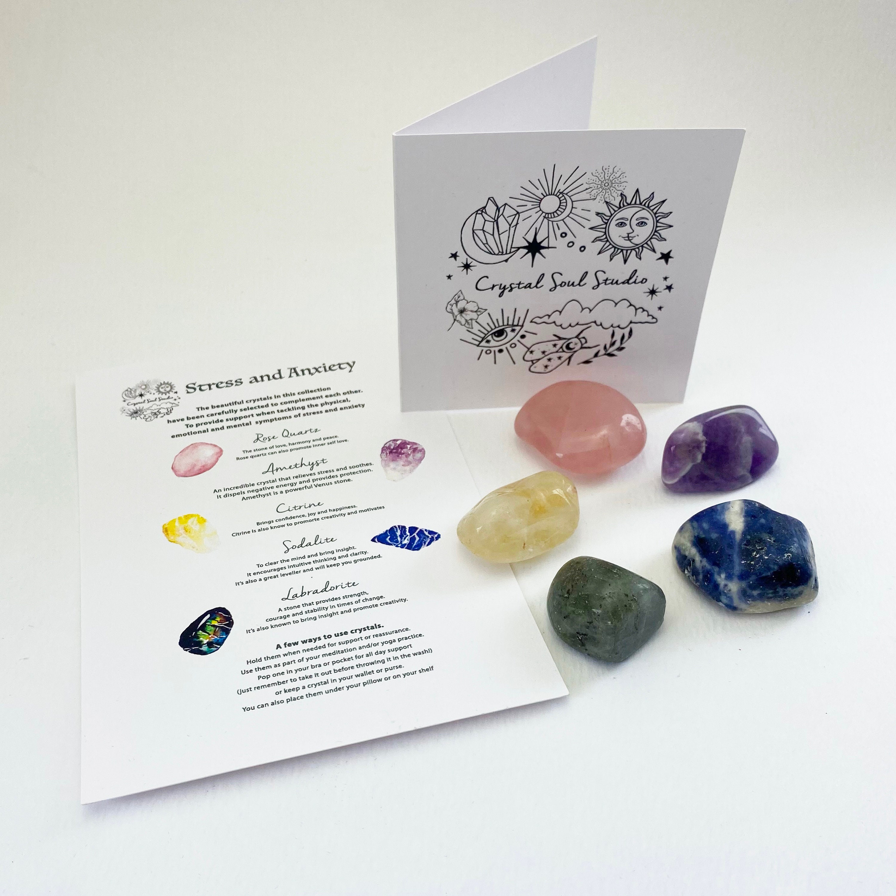 Stress Relief Crystal Box - Bracelet, Worry Stone, Quartz Point, Tumble and  Rough Stones Combo Box (CRAZY VALUE, Stress Reduction Crystals)