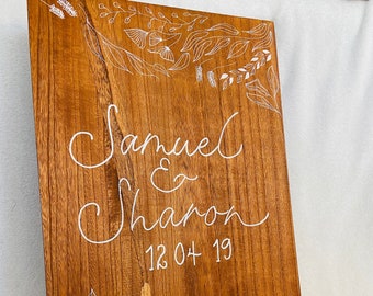 Wooden wedding plaque "names+flowers"