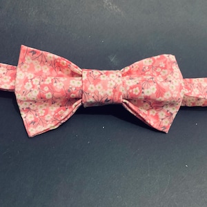 Pink floral liberty bow tie