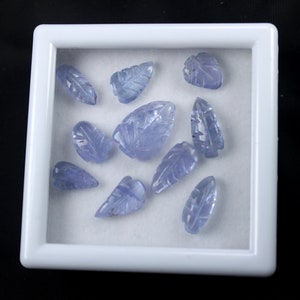 Tanzanite Leaf Carved Gemstone: Jewelry Making Supply (6.70x9-10.20x12 mm)