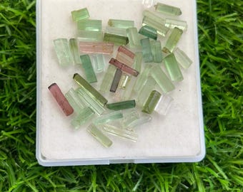 Lotto di tubi grezzi multitormalina: pietre preziose taglio matita rosa/verde