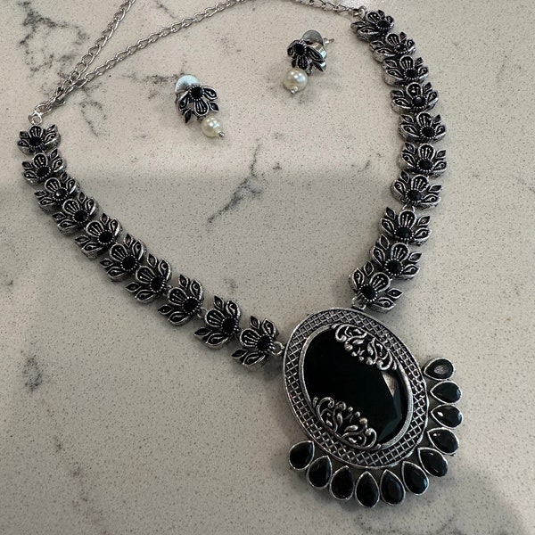 Oxidized silver necklace set with stones | indian jewelry sets online shopping usa | black metal jewelry set | necklace with earrings set