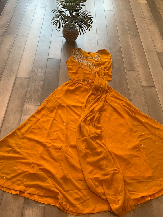 Size M: Party wear lehenga set with sequin work blouse and sling dupatta | party wear lehengas online shopping usa | crop top lehengas
