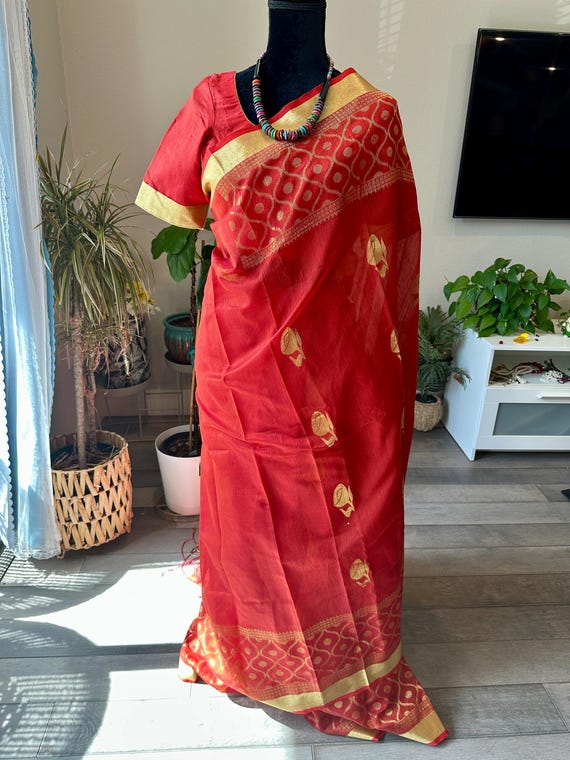 Size 36-44 inches stitched blouse | Red Bengal silk cotton saree with Jamdani weaves | Sico sarees online shopping usa | jamdani silk cotton