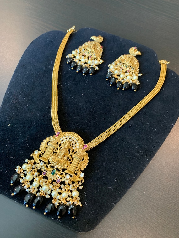 Exclusive kemp stones and black beads necklace set | temple jewelry set | kemp stones jewellery set