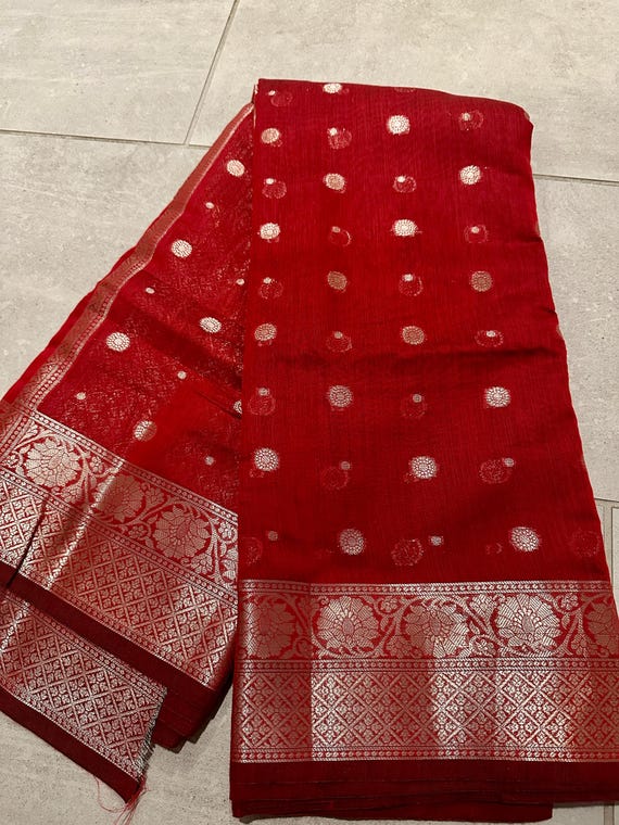 Chanderi silk cotton saree with zari woven motifs | sico saree online shopping usa | red saree | karwa chauth saree | Diwali | navratri