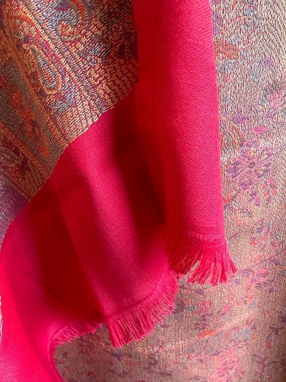 Beautiful Kashmiri pashmina shawls with paisley weaving | pashmina stole | scarf | return gift | favors | pashmina shawl online shopping