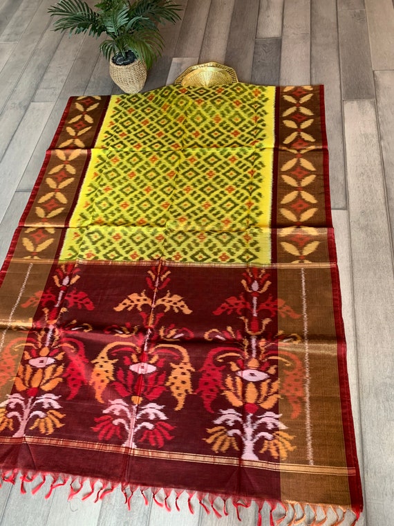 Exclusive Pochampally Double Ikkat Silk Cotton saree with 8 inches Border