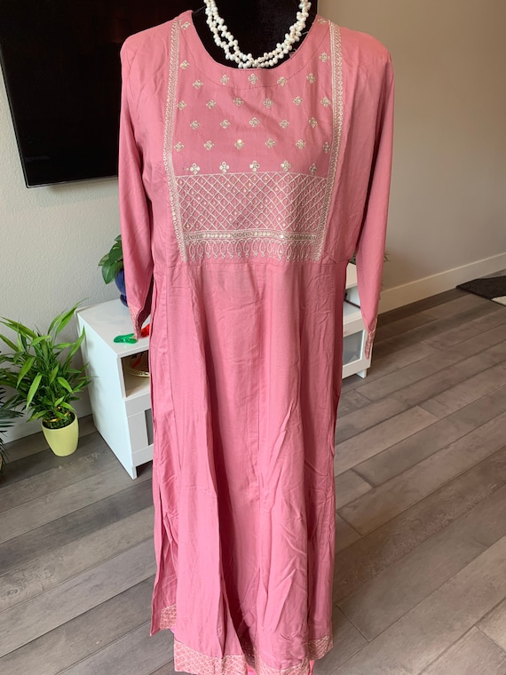 Size XL - Soothing persian rose rayon anarkali with Beautiful Sequin and zari Work