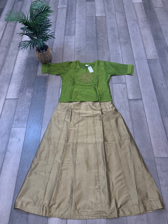 Latest Silk Cotton Skirt with Silk Cotton Crop Top