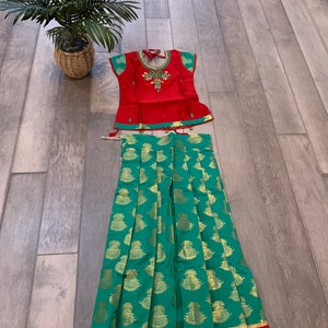 Grand Lehenga and Blouse Set for Girl Kids - 7 to 9 years old