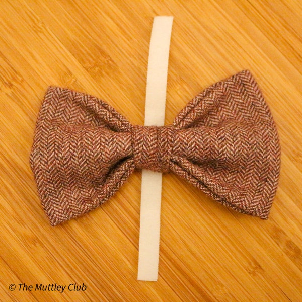 Peaky Paws Berry Dog Bow Tie Red Herringbone Tweed | Dog Accessories