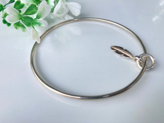 Vintage, solid sterling silver bangle, with float… - image 4