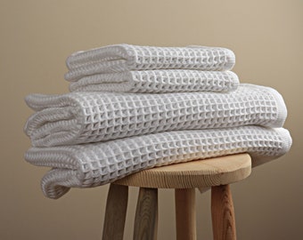 4 Pieces Waffle Weave Towels Set, 2 Waffle Bath Towel + 2 Waffle Hand Towel, Premium Organic 100% Turkish Cotton, White, Ultra Soft