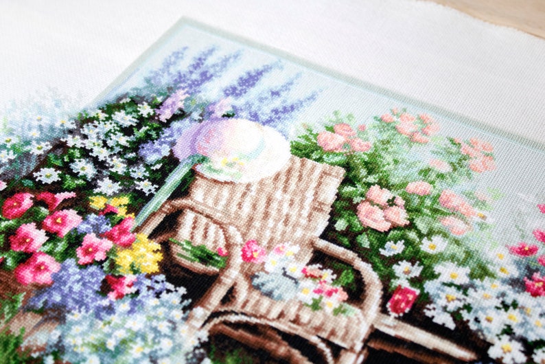 Cross Stitch Kit Luca-S Blooming Garden, B2344 image 2