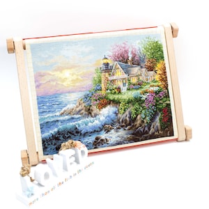 Adjustable Embroidery Frame with Clips Luca-S