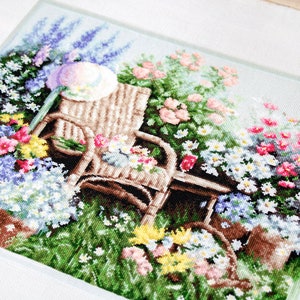 Cross Stitch Kit Luca-S Blooming Garden, B2344 image 4