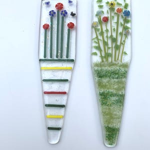 Flower Fused glass plant pot stakes,  5.5 cm x 20 cm.