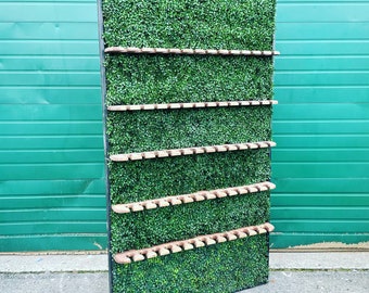 Foldable Boxwood Champagne Wall