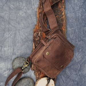 Handmade Leather Waist Bag with Adjustable Belt, Festival Fanny Pack, Leather Crossbody Bag, Gift for him & her zdjęcie 5