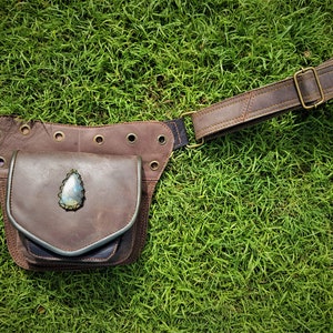 Leder Gürteltasche | Allzweckgürtel aus Leder mit Steinbesatz