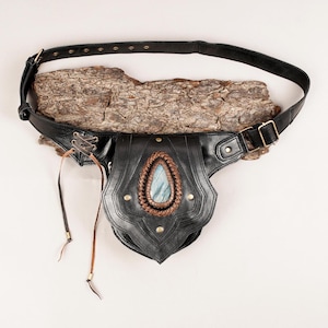 Bohemian style leather belt || Unisex leather belt || Stylish waist belt with gemstone || Festival leather waist bag for unisex ||