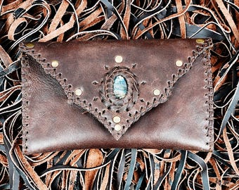 Handmade Leather Tobacco Pouch with Labradorite Stone – Boho Festival Smoke Gear