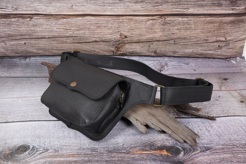Handmade Leather Utility Waist Bag With Adjustable Belt, Leather Hip Belt bag, Festival Fanny Pack , Gift for her zdjęcie 9