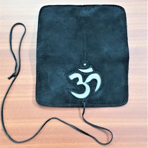 Handmade Leather Tobacco Pouch, Engraved With a Tobacco Pouch Small Jewellry Pouch Brown Organizer Case Rolling Cigarettes Bag Natural Color