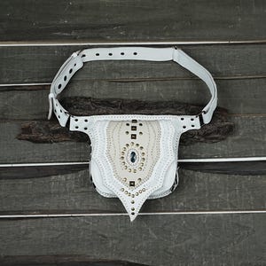 Taillengürtel aus Leder || Labradorit Edelstein Gürtel || Verstellbarer Oberschenkelgurt aus Leder || Festival Leder Gürteltasche || Funktionaler Edelstein ||