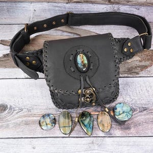 Leather Waist Belt with Antique Brass Material and Swing Clasp for Unisex.